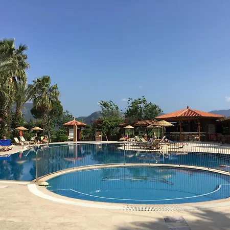 Asur & Aparts & Hotel